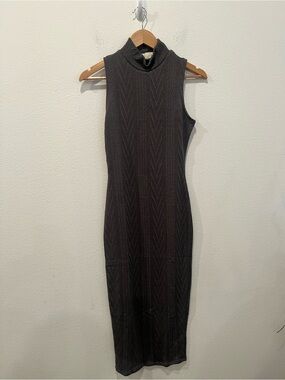 Sleeveless Mock Neck Ribbed Midi Dress - Gray